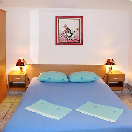 Appartamento Rovanjska-3 Starigrad Paklenica