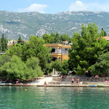 Rovanjska-3 Starigrad Paklenica